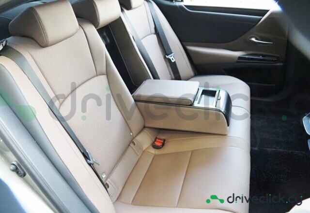 Lexus ES Grey