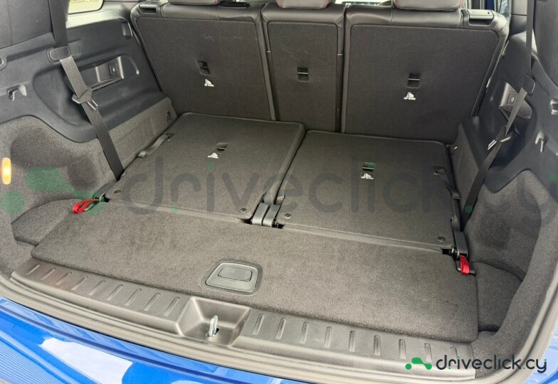 Mercedes GLB-class Blue