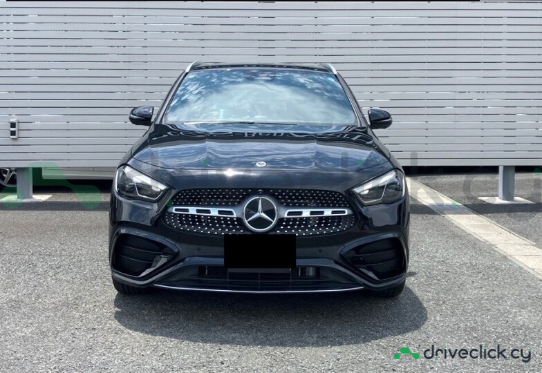 Mercedes GLA-class Black