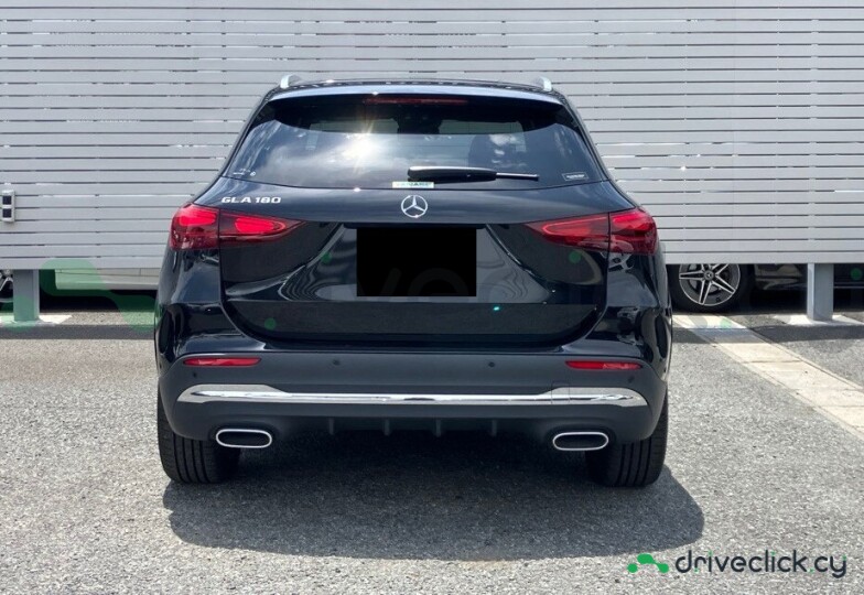 Mercedes GLA-class Black