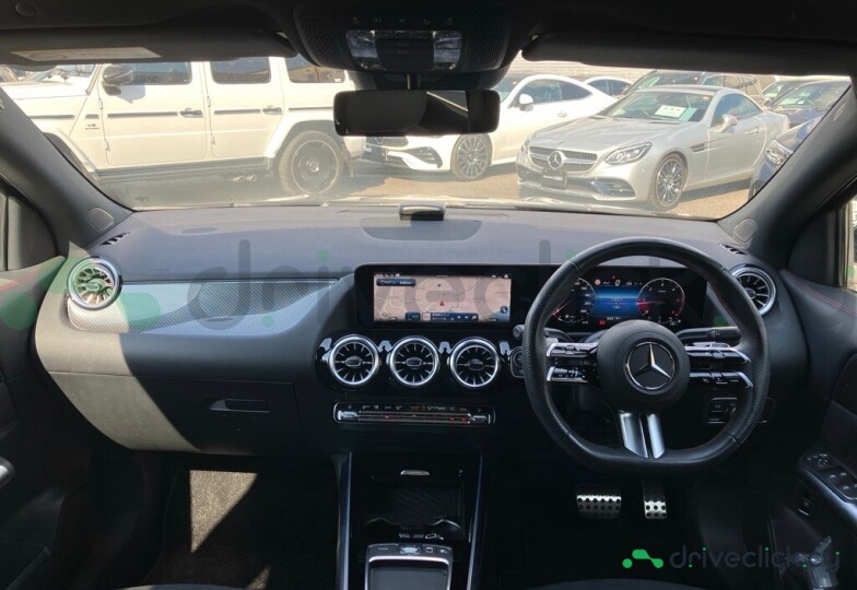 Mercedes GLA-class Black