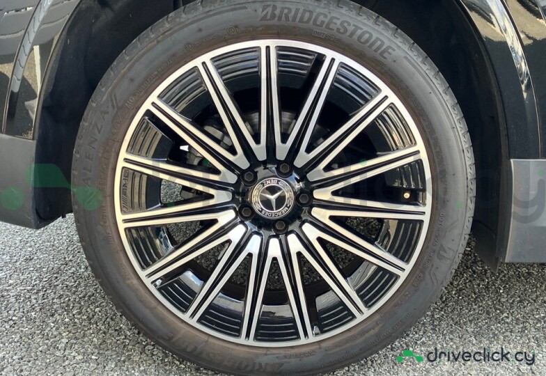 Mercedes GLA-class Black