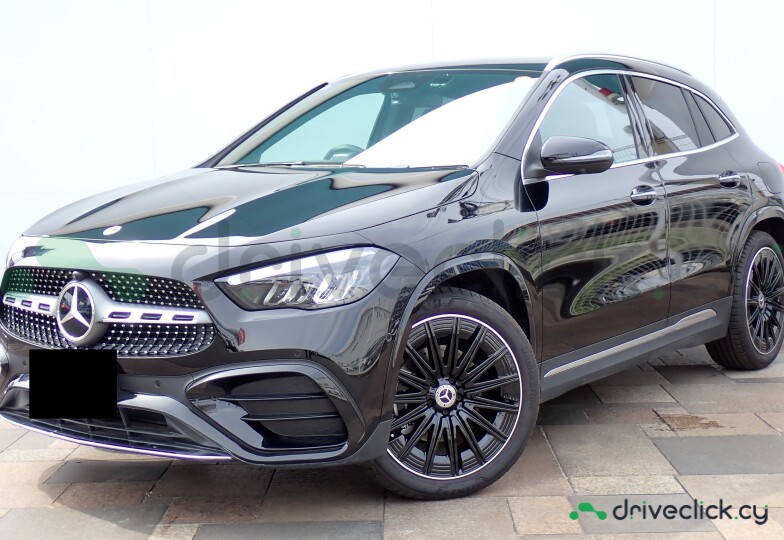 Mercedes GLA-class Black