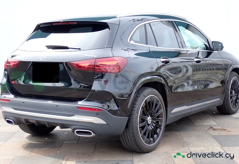 Mercedes GLA-class Black