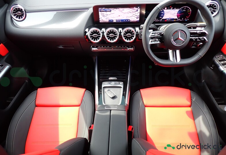 Mercedes GLA-class Black