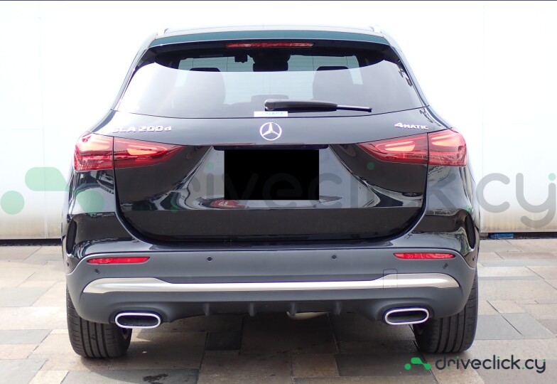 Mercedes GLA-class Black