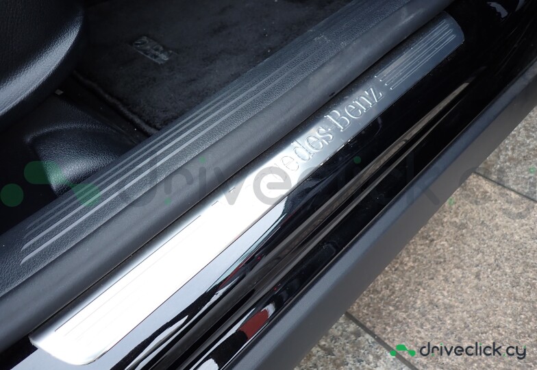 Mercedes GLA-class Black