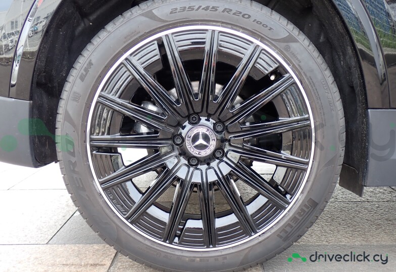 Mercedes GLA-class Black