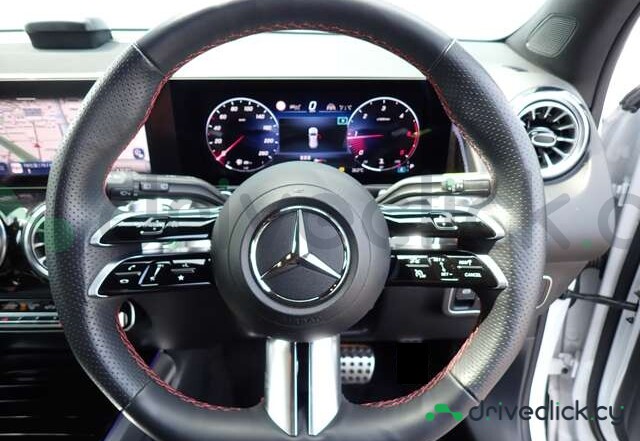 Mercedes GLB-class White