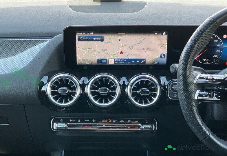 Mercedes GLA-class Black