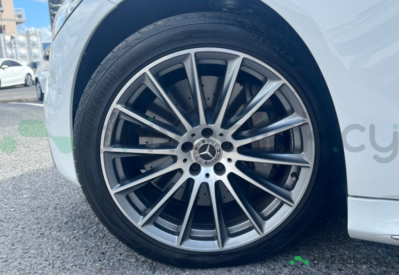 Mercedes S-class Белый