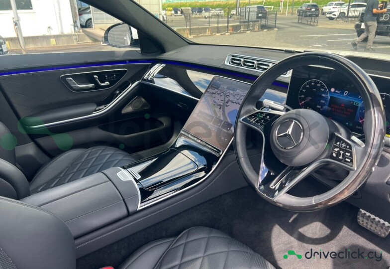 Mercedes S-class Белый