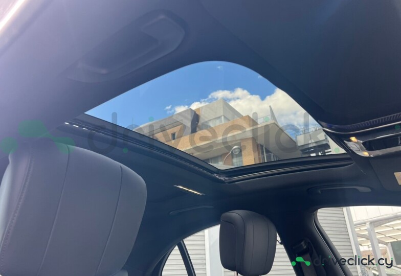 Mercedes S-class Белый
