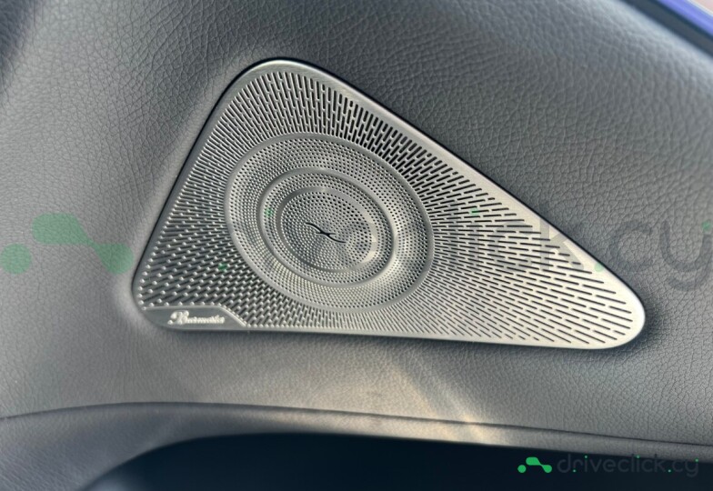 Mercedes S-class Белый