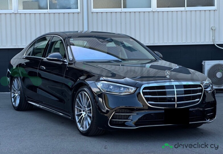 Mercedes S-class Black