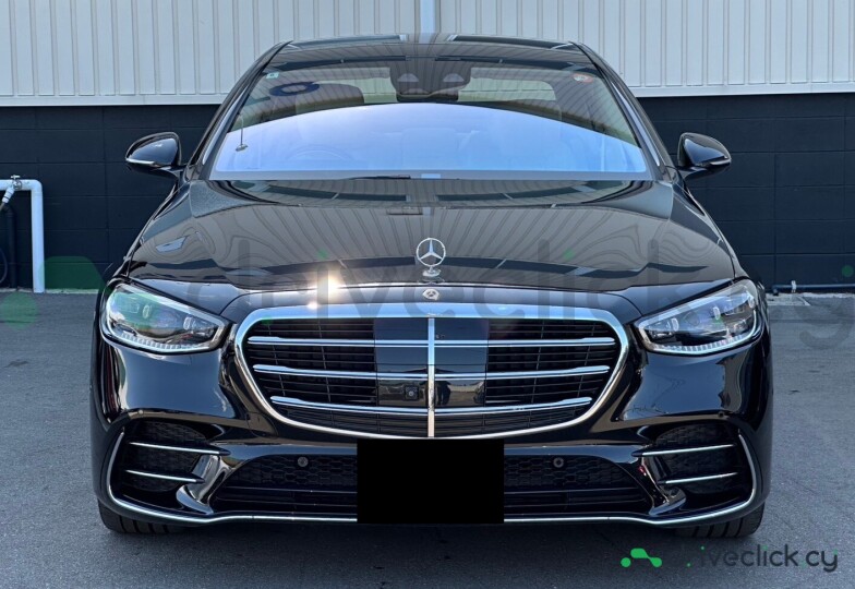 Mercedes S-class Black