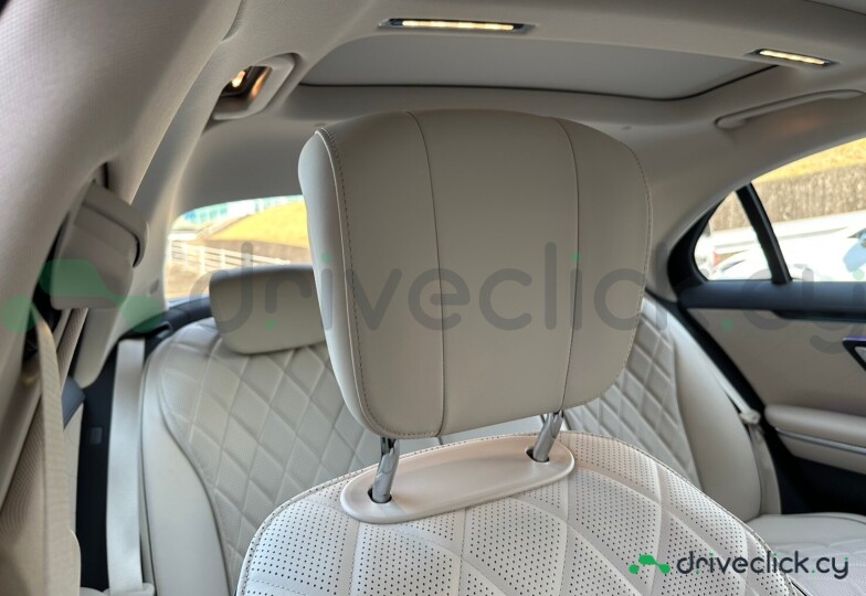 Mercedes S-class Black