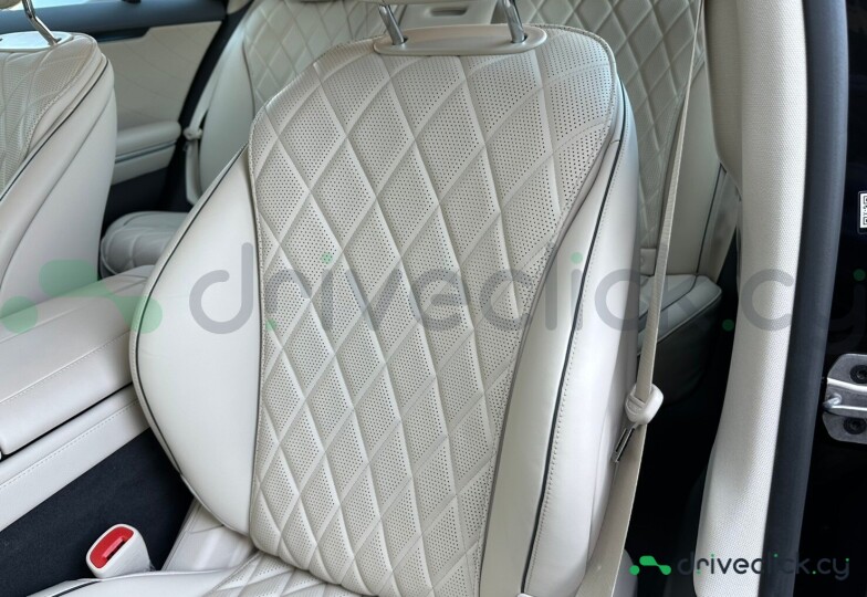 Mercedes S-class Black