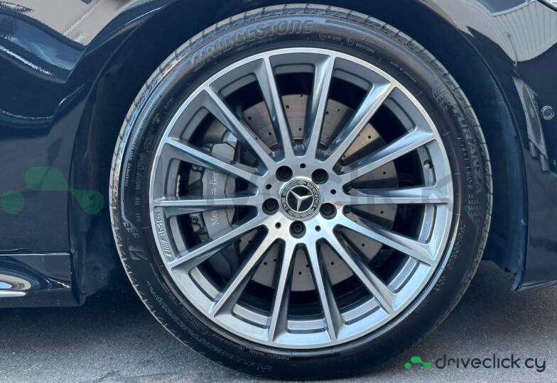 Mercedes S-class Black