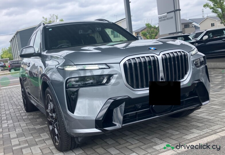 BMW X7 Grey