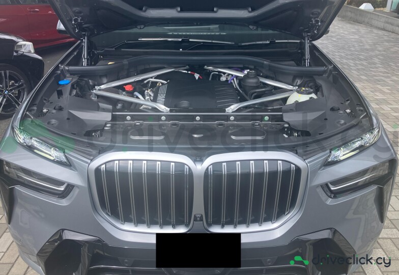 BMW X7 Grey