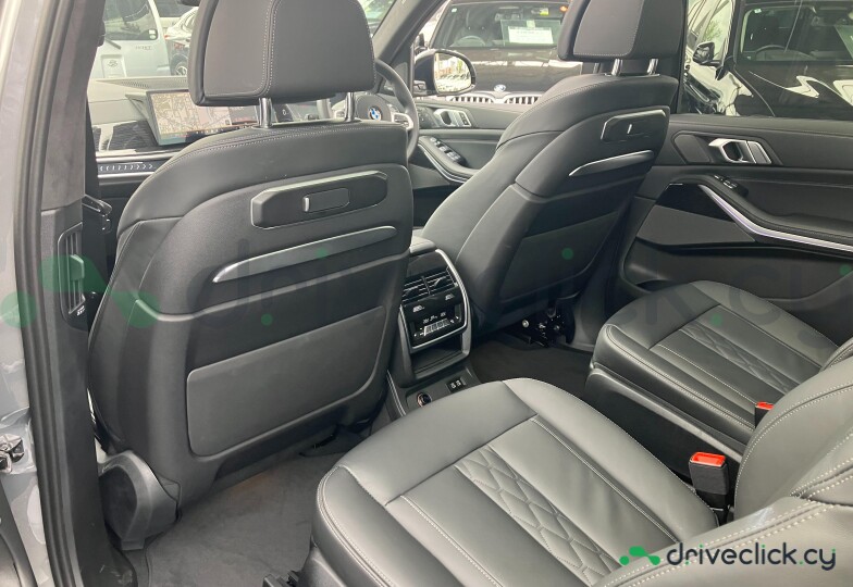 BMW X7 Grey