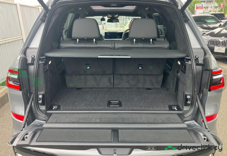 BMW X7 Grey
