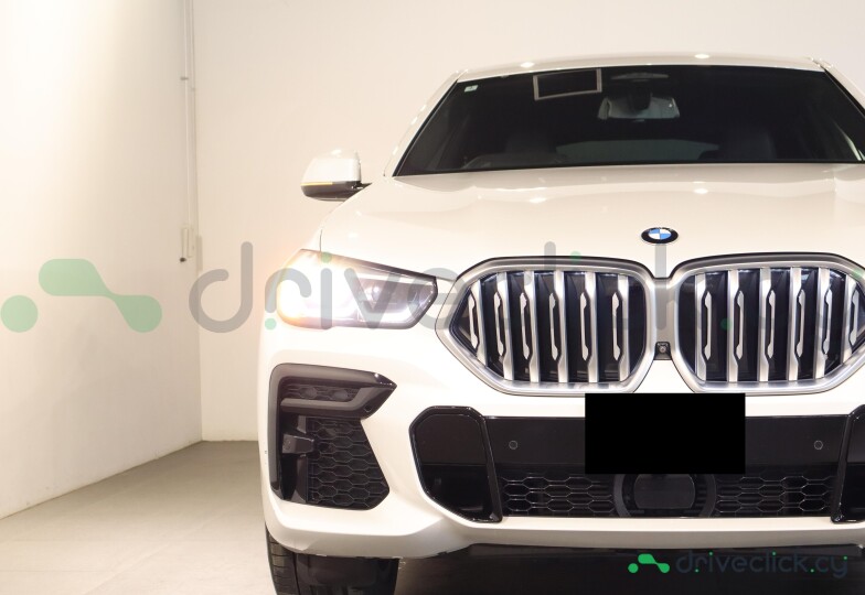 BMW X6 White