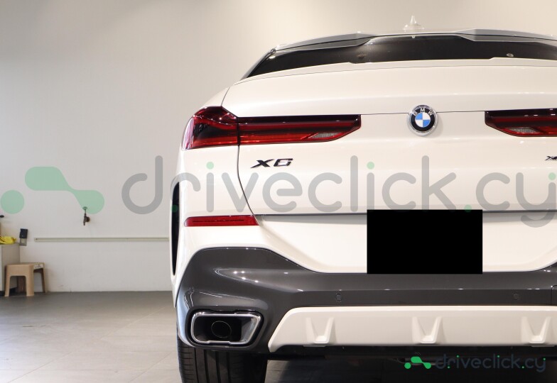 BMW X6 White