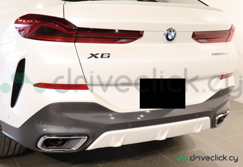 BMW X6 White