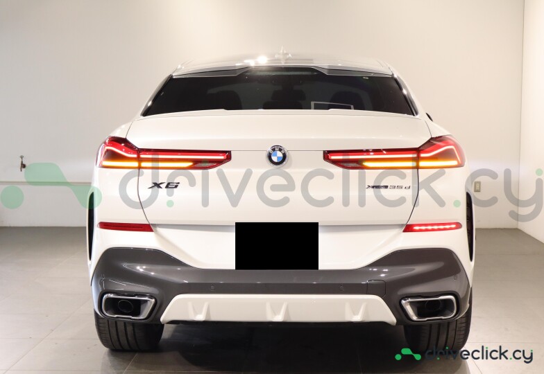BMW X6 White