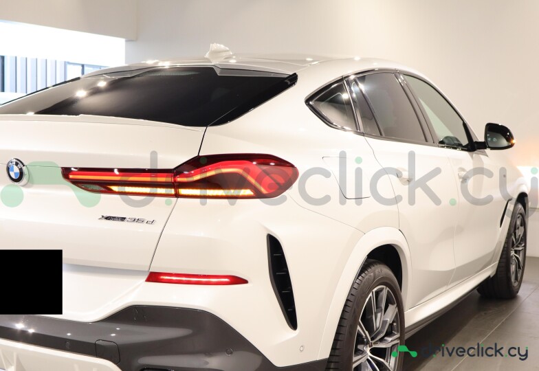 BMW X6 White