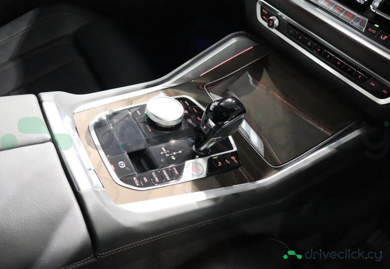 BMW X6 White