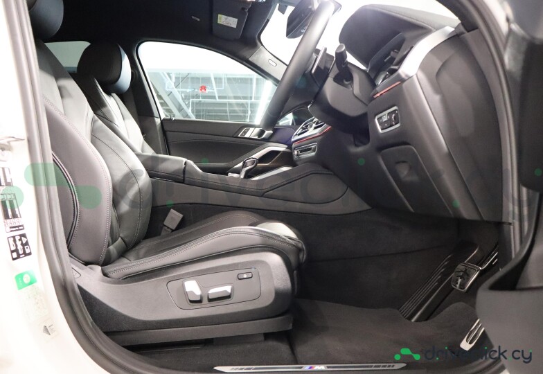 BMW X6 White
