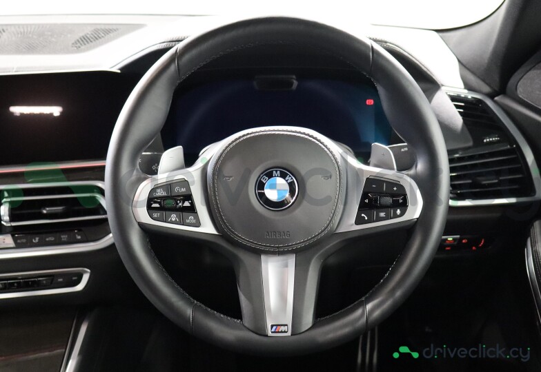 BMW X6 White
