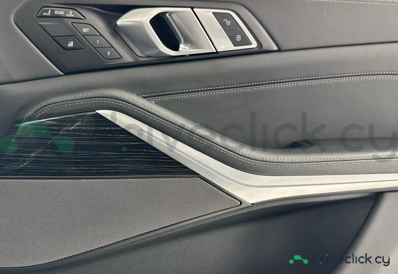 BMW X7 Grey