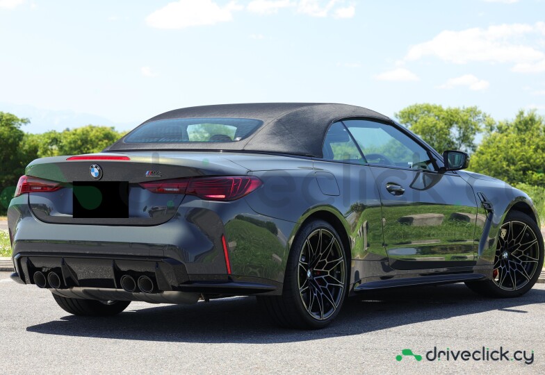 BMW M4 Серый