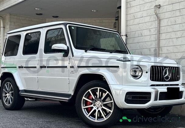 Mercedes G-class White