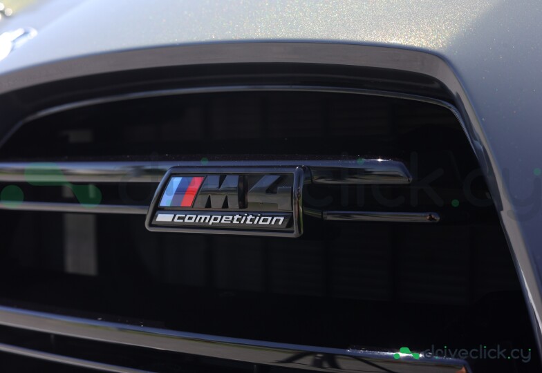 BMW M4 Серый