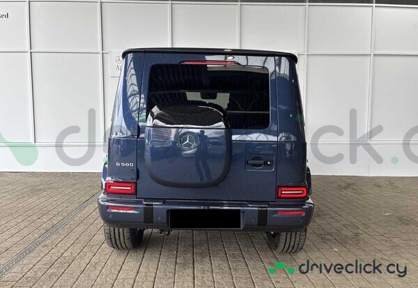 Mercedes G-class Blue