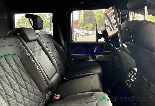 Mercedes G-class Blue