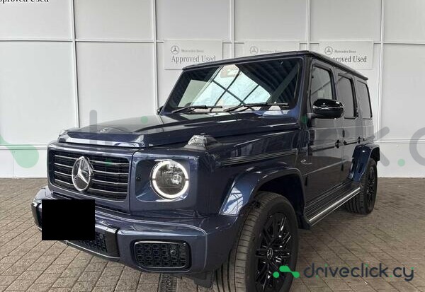 Mercedes G-class Blue