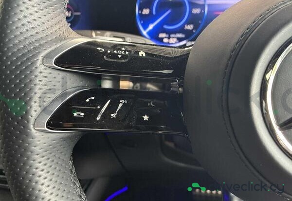 Mercedes G-class Blue