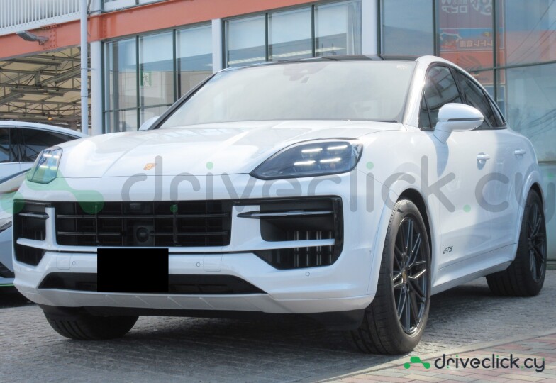 Porsche Cayenne Coupe White