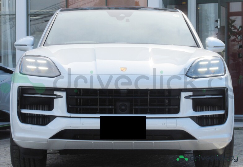 Porsche Cayenne Coupe White