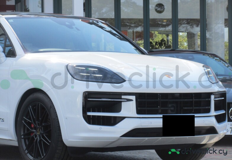Porsche Cayenne Coupe White