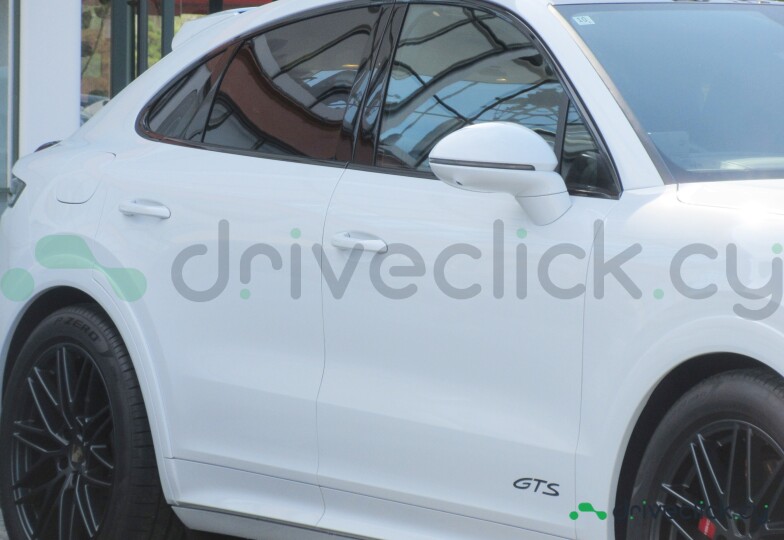 Porsche Cayenne Coupe White