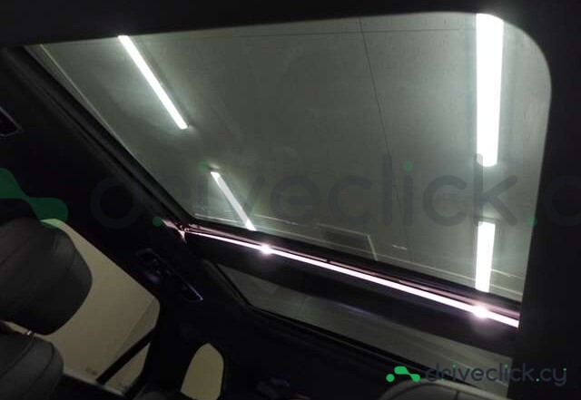 Land Rover Range Rover Sport Red