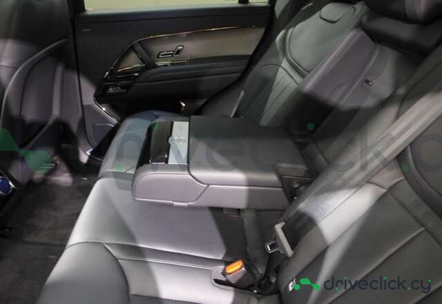 Land Rover Range Rover Sport Red