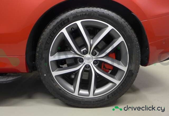 Land Rover Range Rover Sport Red